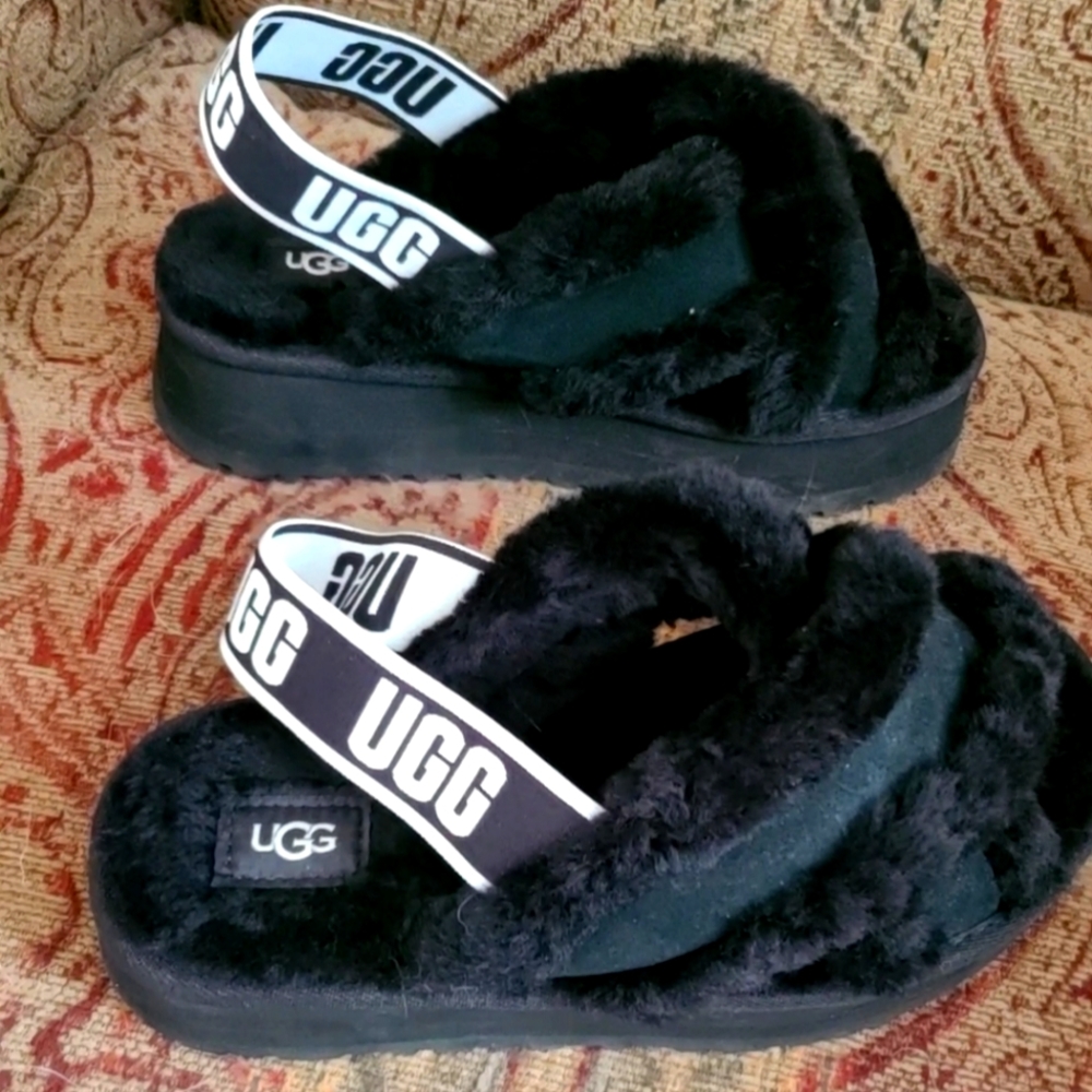 Ugg Slides - Picture 2 of 2